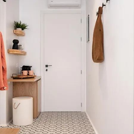 Margaret Luxury * Naxos City