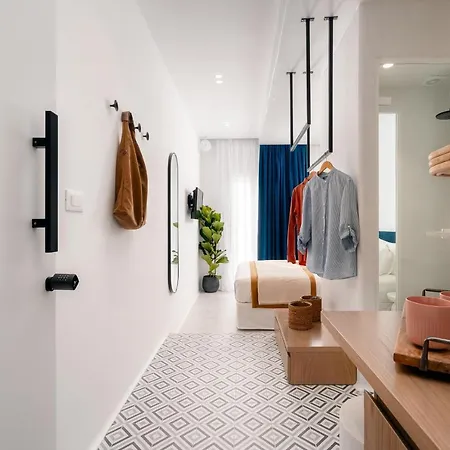 Margaret Luxury * Naxos City